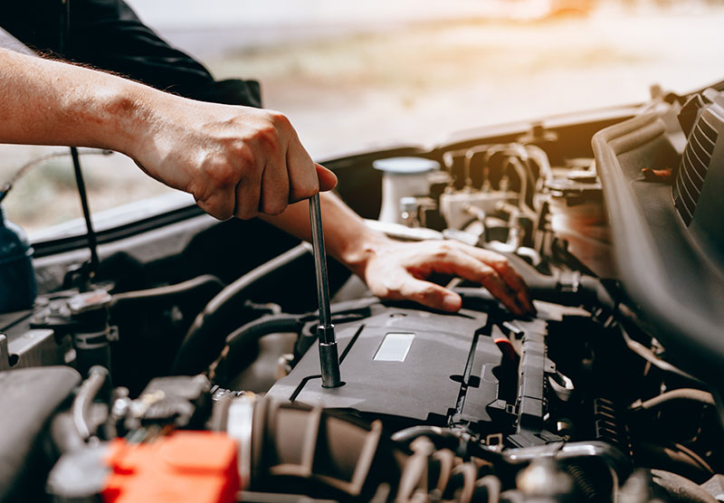 Officina-Meccanica-Auto-Repair-(2)